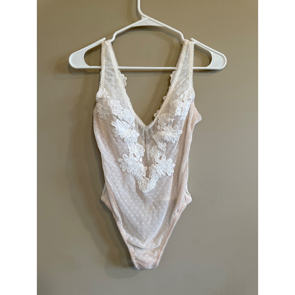 VICTORIAS SECRET Sheer Lace Floral Teddy Bodysuit Cream Size S